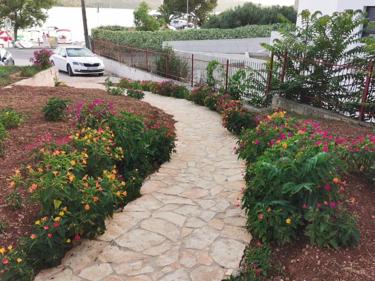Apartman Simac Okrug Gornji Trogir Exterior photo